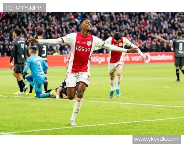 新兴足球天才崭露头角 高清大图展示未来巨星风采 新兴足球天才崭露头角 高清大图展示未来巨星风采